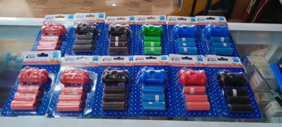 Dispensador con forma Hueso con 4 Bolsas Desechables - Imagen 2
